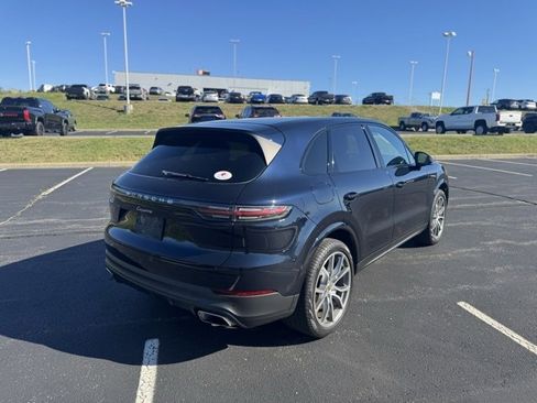 Used 2019 Porsche Cayenne image 3