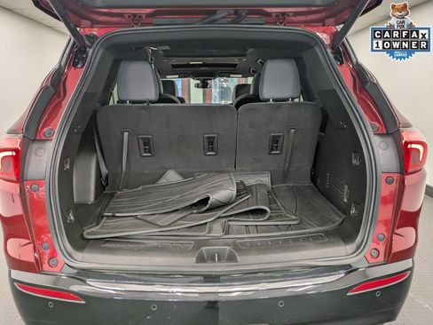 Used 2023 Buick Enclave Essence w/ Experience Buick Package image 24