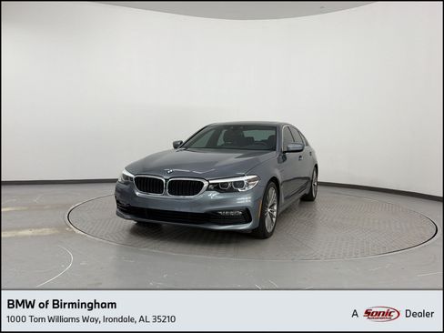 Used 2018 BMW 530e RWD image 1