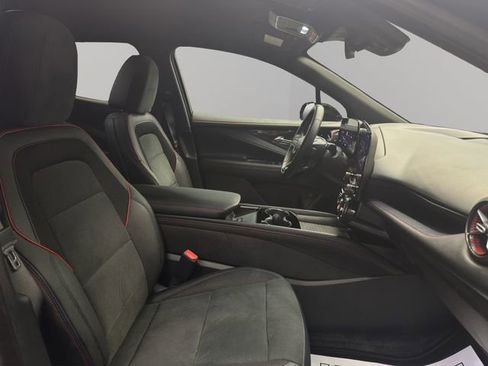 Used 2025 Chevrolet Blazer EV RS image 19