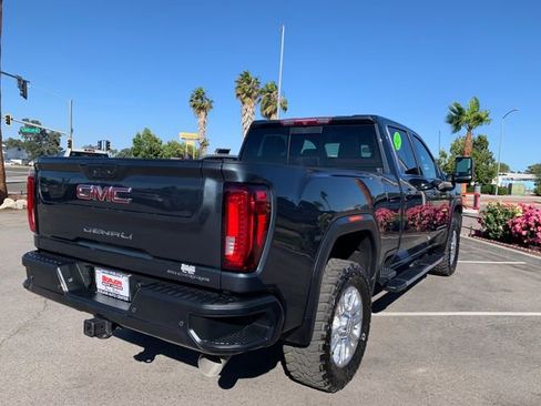 Used 2023 GMC Sierra 2500 Denali AWD/4WD image 8