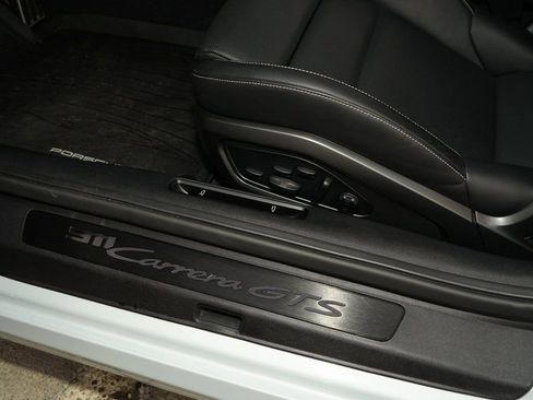 Used 2024 Porsche 911 Carrera GTS image 29