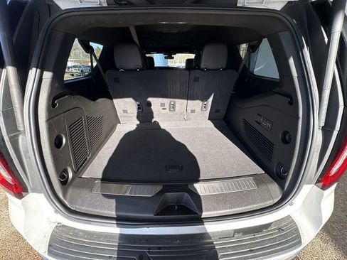 Certified 2022 GMC Yukon XL Denali image 26
