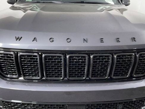 New 2025 Jeep Wagoneer L Series II image 10