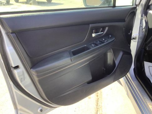 Used 2012 Subaru Impreza 2.0i Sport Premium image 25