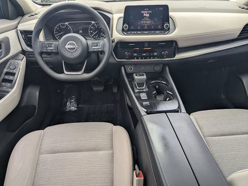 Certified 2023 Nissan Rogue SV FWD image 19