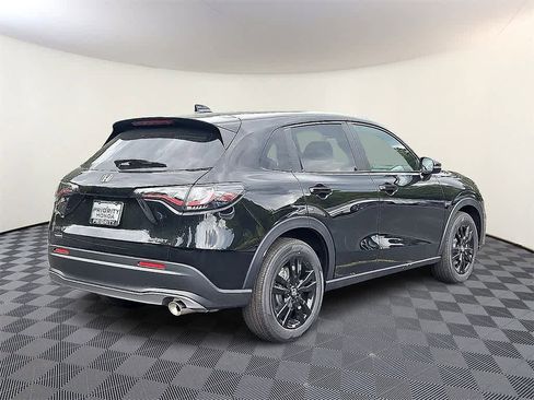 New 2026 Honda HR-V Sport image 3