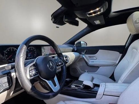 Used 2019 Mercedes-Benz A 220 image 12