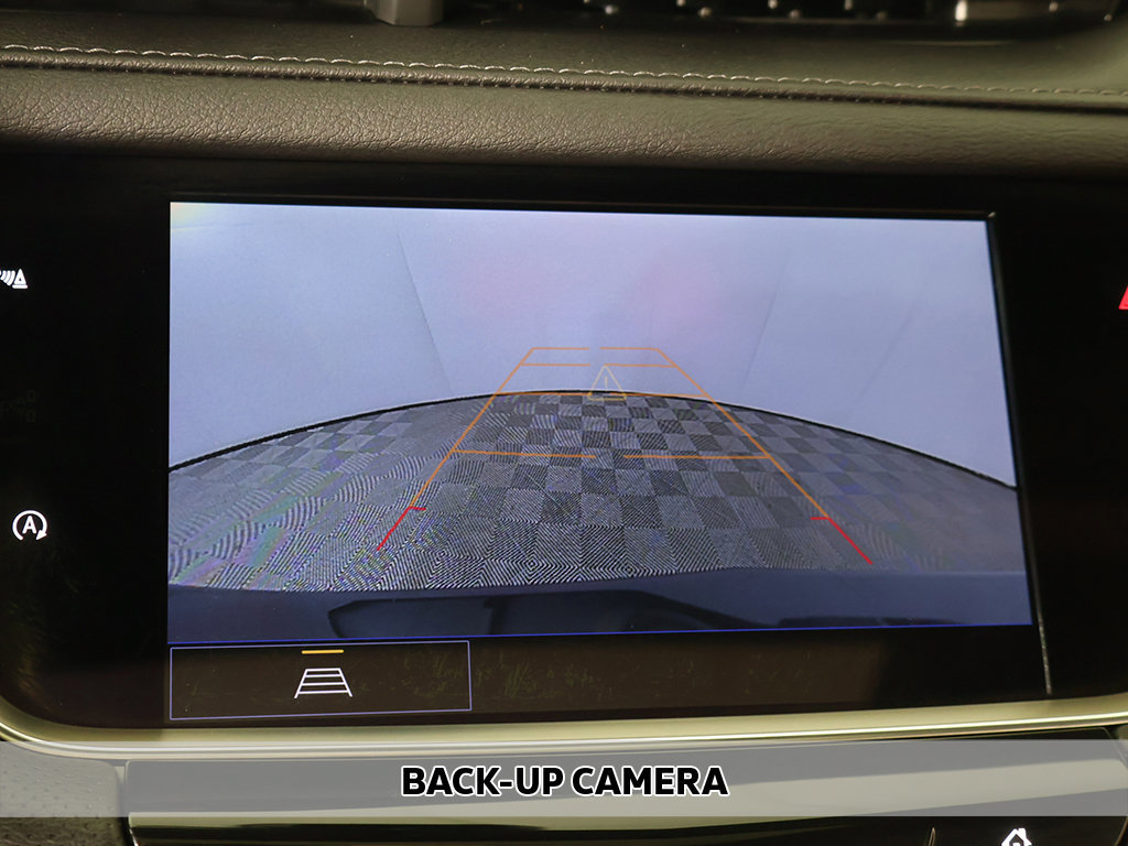 Used 2025 Cadillac XT5 Premium Luxury w/ LPO, Floor Liner Package AWD/4WD image 10