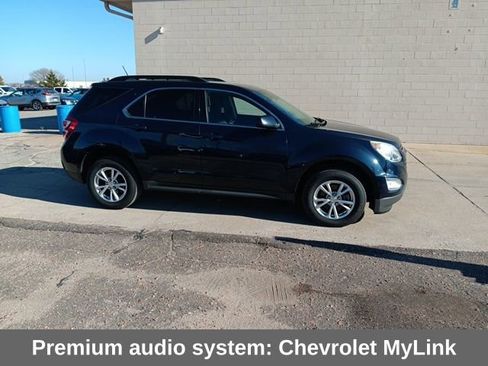Used 2017 Chevrolet Equinox LT w/ Convenience Package image 3