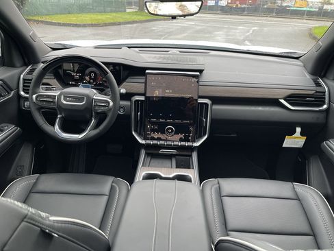 New 2026 GMC Acadia Denali w/ Super Cruise Package image 56