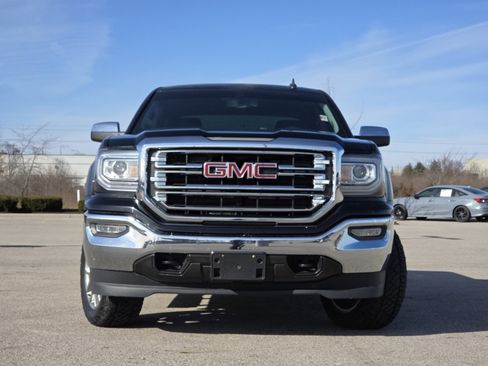 Used 2018 GMC Sierra 1500 SLT w/ SLT Premium Package image 14