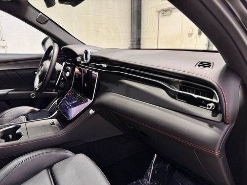 Used 2023 Maserati Grecale Modena image 40