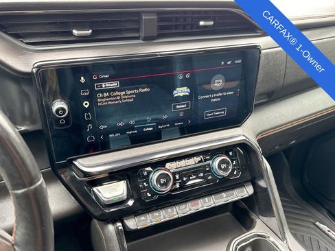 Used 2023 GMC Sierra 1500 AT4 w/ Technology Package AWD/4WD image 35