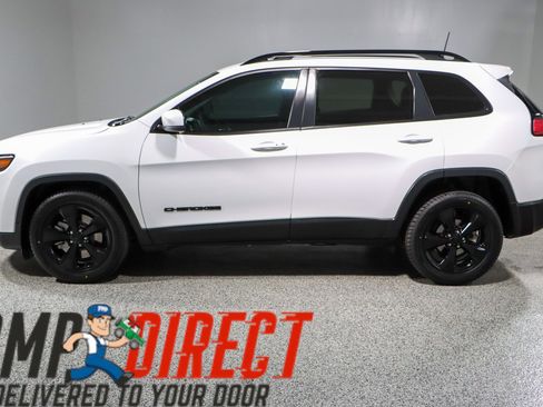 Used 2021 Jeep Cherokee Latitude Plus image 10