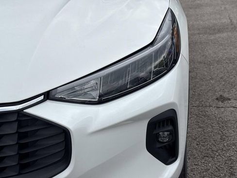 New 2026 Ford Escape SE image 10