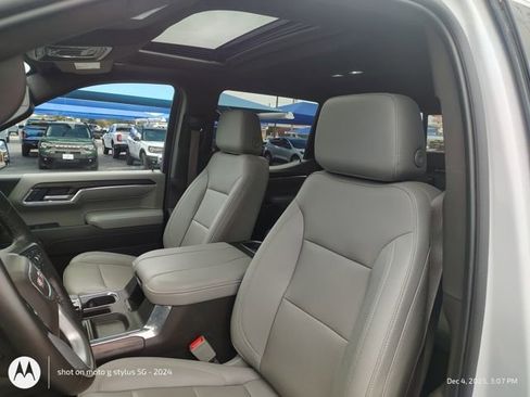 Used 2024 GMC Sierra 1500 SLT w/ SLT Premium Plus Package image 9