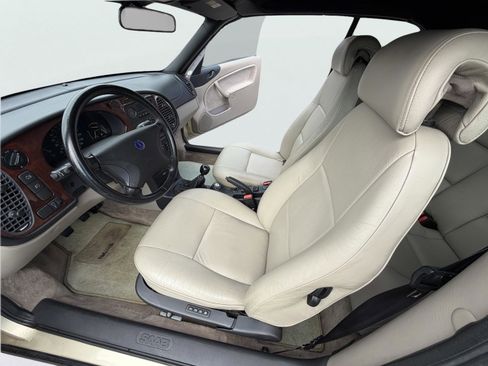 Used 1998 Saab 900 SE Turbo FWD image 12