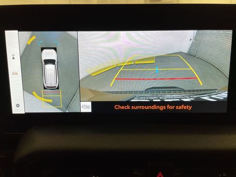 Used 2025 Toyota Land Cruiser w/ Premium Package image 18