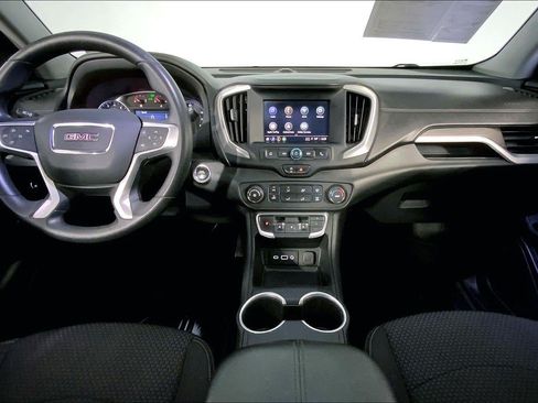Used 2022 GMC Terrain SLE FWD image 15