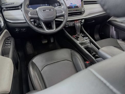 Used 2022 Jeep Compass Limited w/ Elite Group AWD/4WD image 28