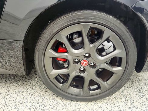 Used 2020 FIAT 124 Spider Abarth w/ Convenience Group image 9