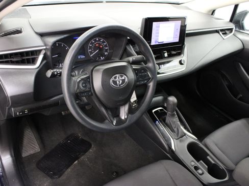 Used 2024 Toyota Corolla LE FWD image 13