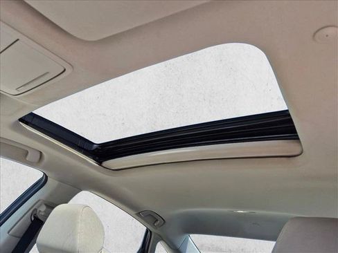 Used 2023 Honda Accord EX image 15