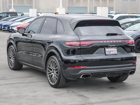 Used 2022 Porsche Cayenne image 7
