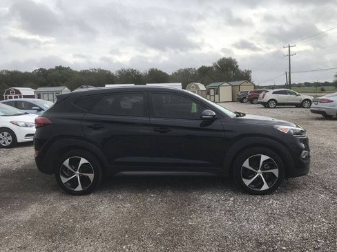 Used 2016 Hyundai Tucson Sport FWD image 3