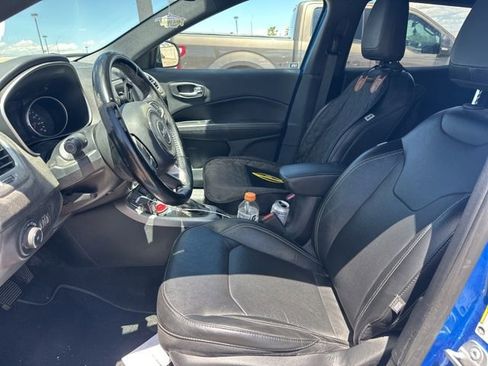 Used 2021 Jeep Compass Latitude FWD image 6