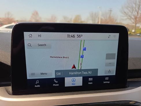 Used 2020 Ford Escape SE image 18