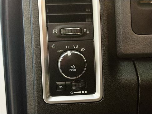 Used 2017 RAM 1500 Big Horn image 16