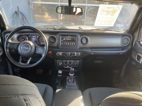 Used 2020 Jeep Wrangler Unlimited Sport S image 16