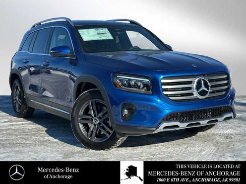 New 2026 Mercedes-Benz GLB 250 4MATIC image 1