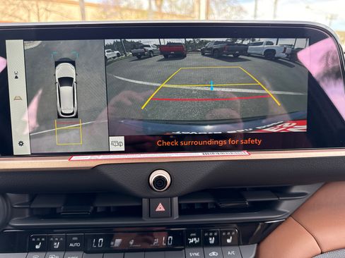 New 2026 Toyota Crown Signia image 31