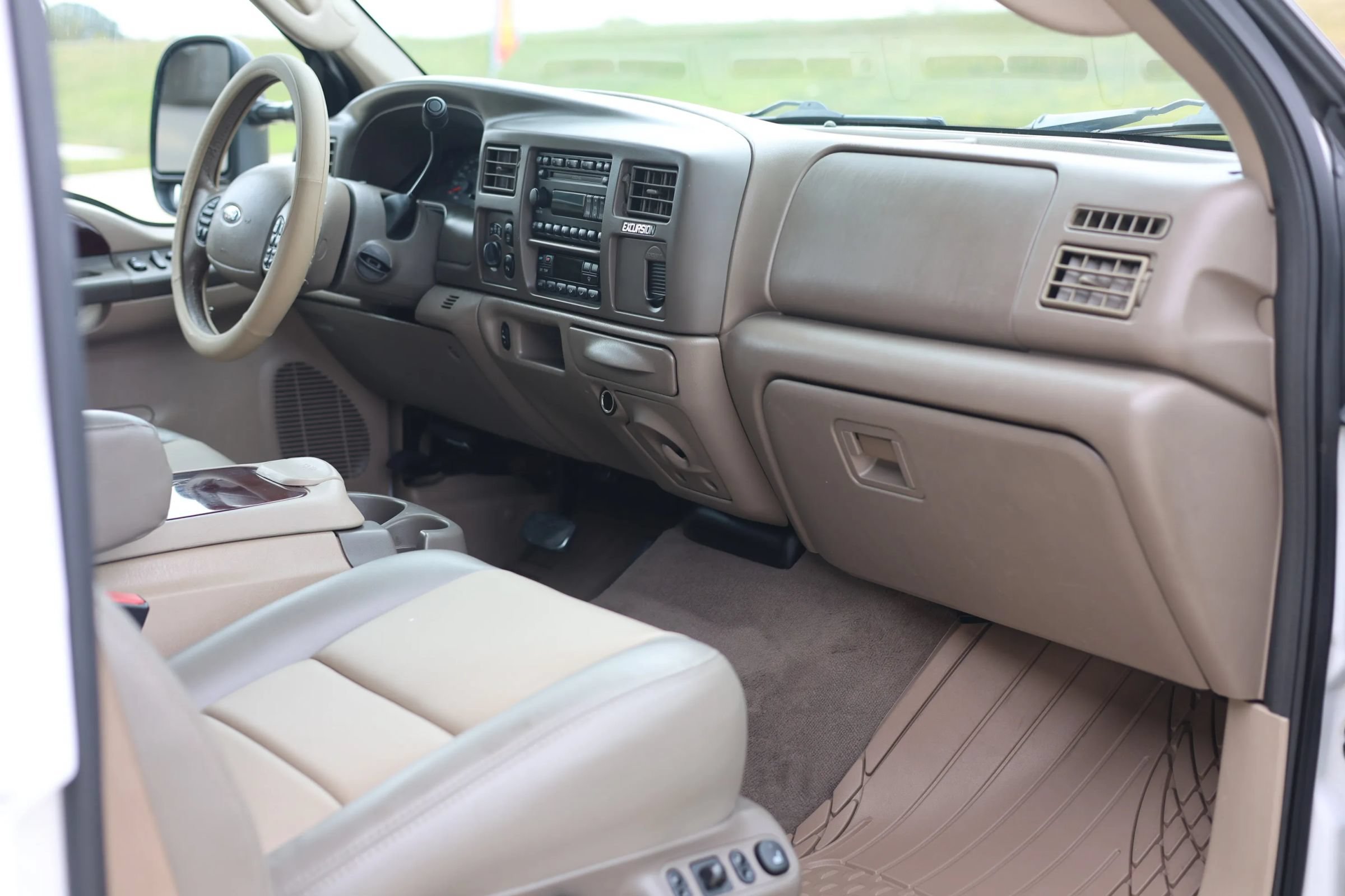 Used 2004 Ford Excursion Eddie Bauer AWD/4WD image 27
