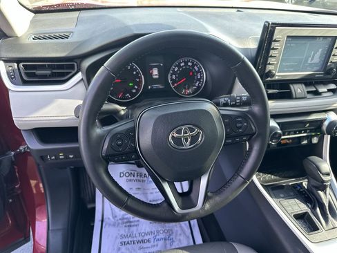 Used 2022 Toyota RAV4 XLE w/ Convenience Package image 14
