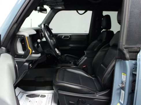 Used 2023 Ford Bronco Badlands AWD/4WD image 12