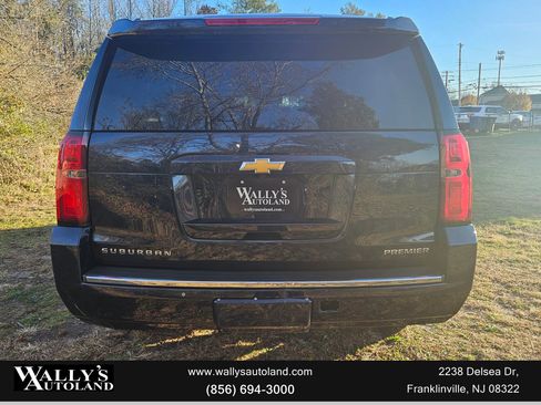 Used 2019 Chevrolet Suburban Premier image 4