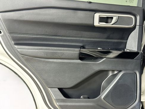 Used 2022 Ford Explorer ST image 21