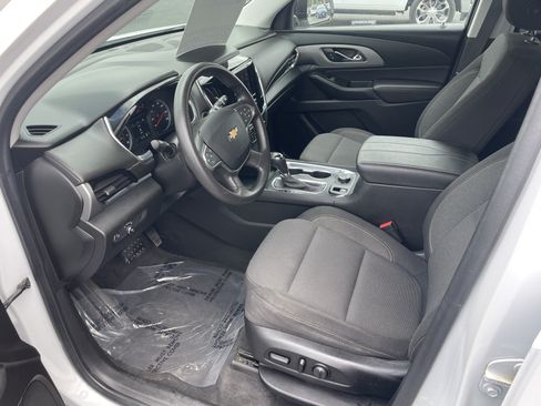 Used 2020 Chevrolet Traverse LS AWD/4WD image 12