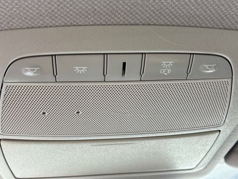 Used 2014 Nissan Sentra SR w/ Electronics Package FWD image 33