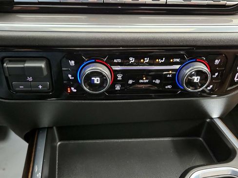 Used 2024 Chevrolet Silverado 1500 High Country w/ High Country Premium Package image 33