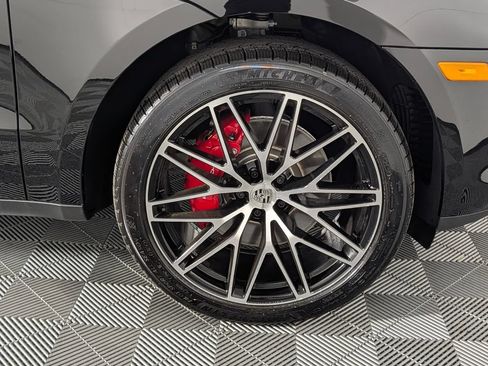 New 2026 Porsche Macan S AWD/4WD image 14