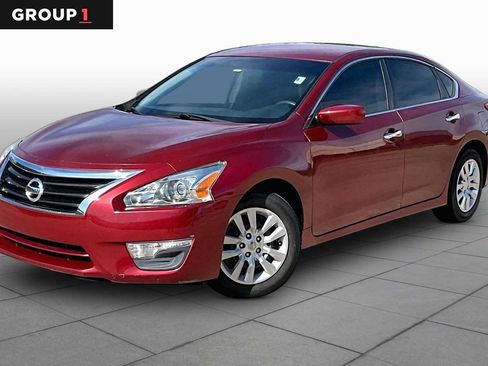 Used 2013 Nissan Altima 2.5 S FWD image 1