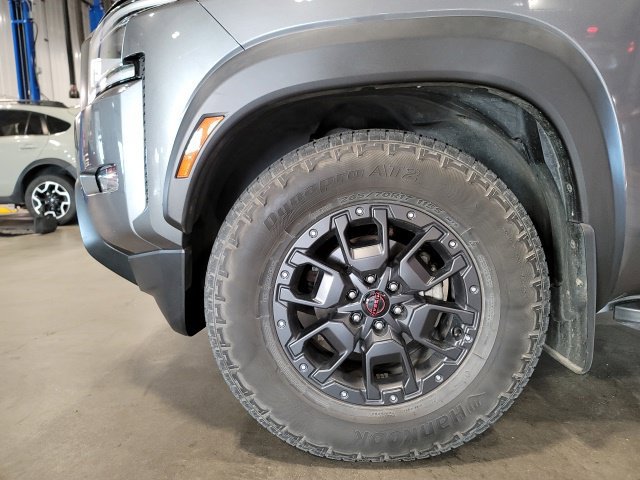 Used 2023 Nissan Frontier Pro-X w/ Pro-X Premium Package RWD image 11
