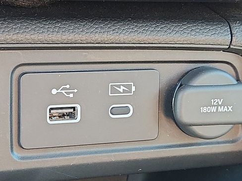 Used 2024 Honda Pilot Elite image 24