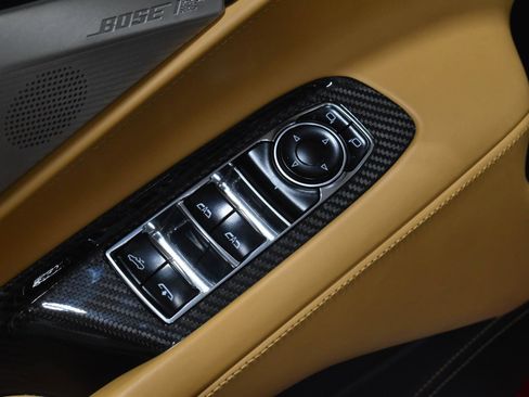 Used 2022 Chevrolet Corvette Stingray Premium Conv w/ Z51 Performance Package image 5