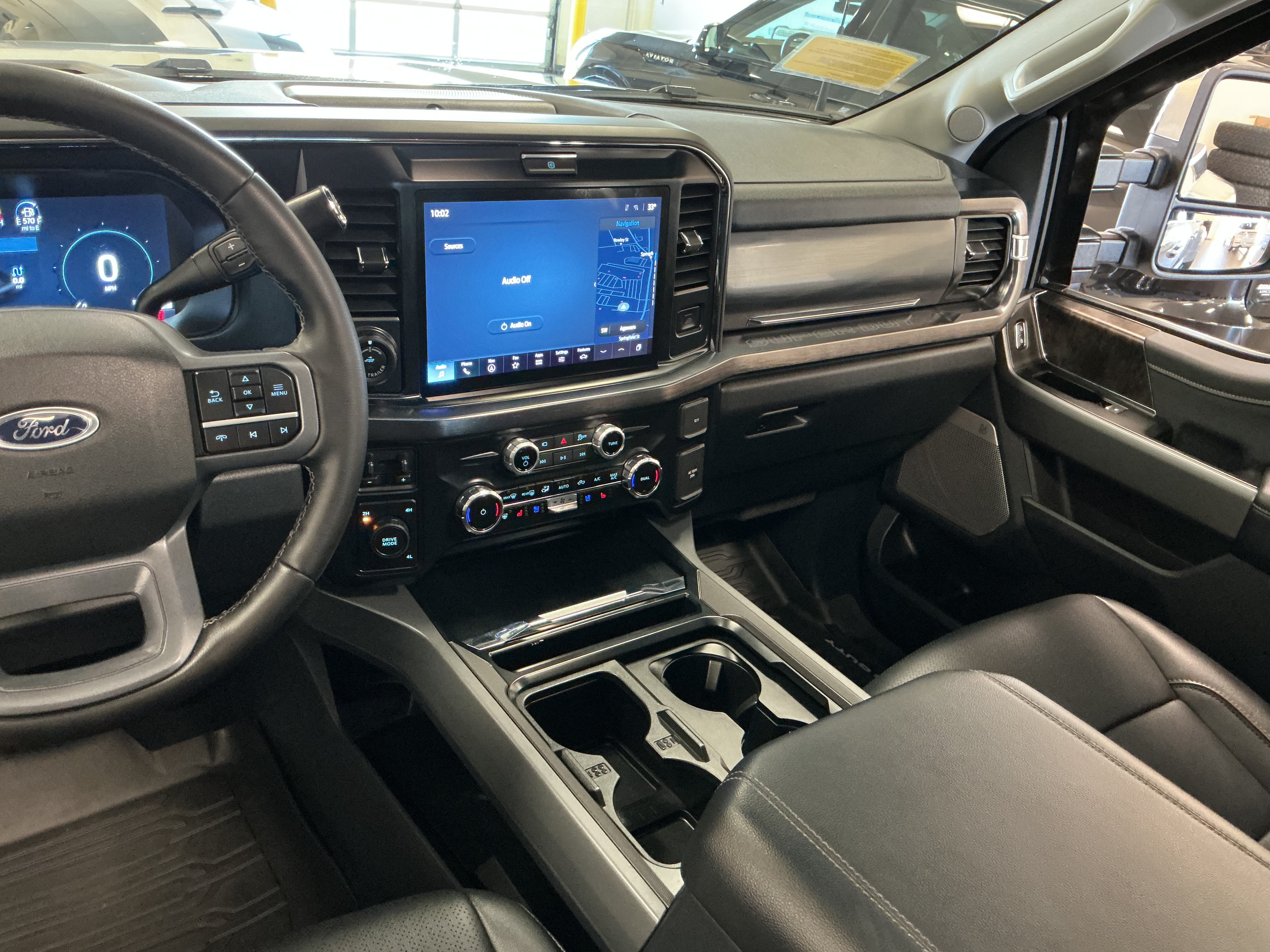 Used 2026 Ford F350 Lariat w/ Lariat Ultimate Package AWD/4WD image 12
